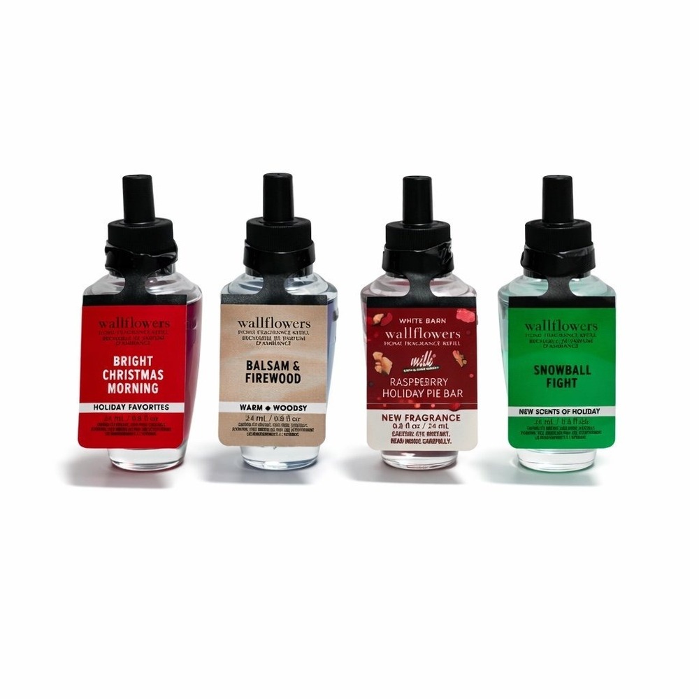 Bath & Body Works Wallflowers Cozy Holiday Bakery 4-Pack Bright Christmas Snowba